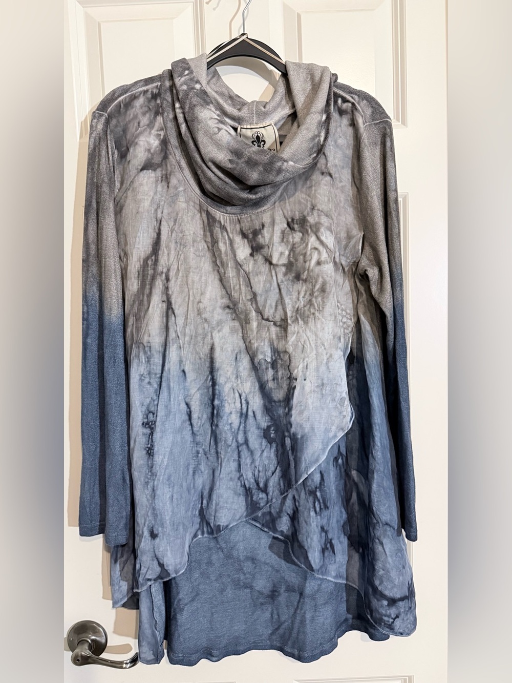Fleur de Lis Women's Gray and Blue Ombre Cowl Neck Top